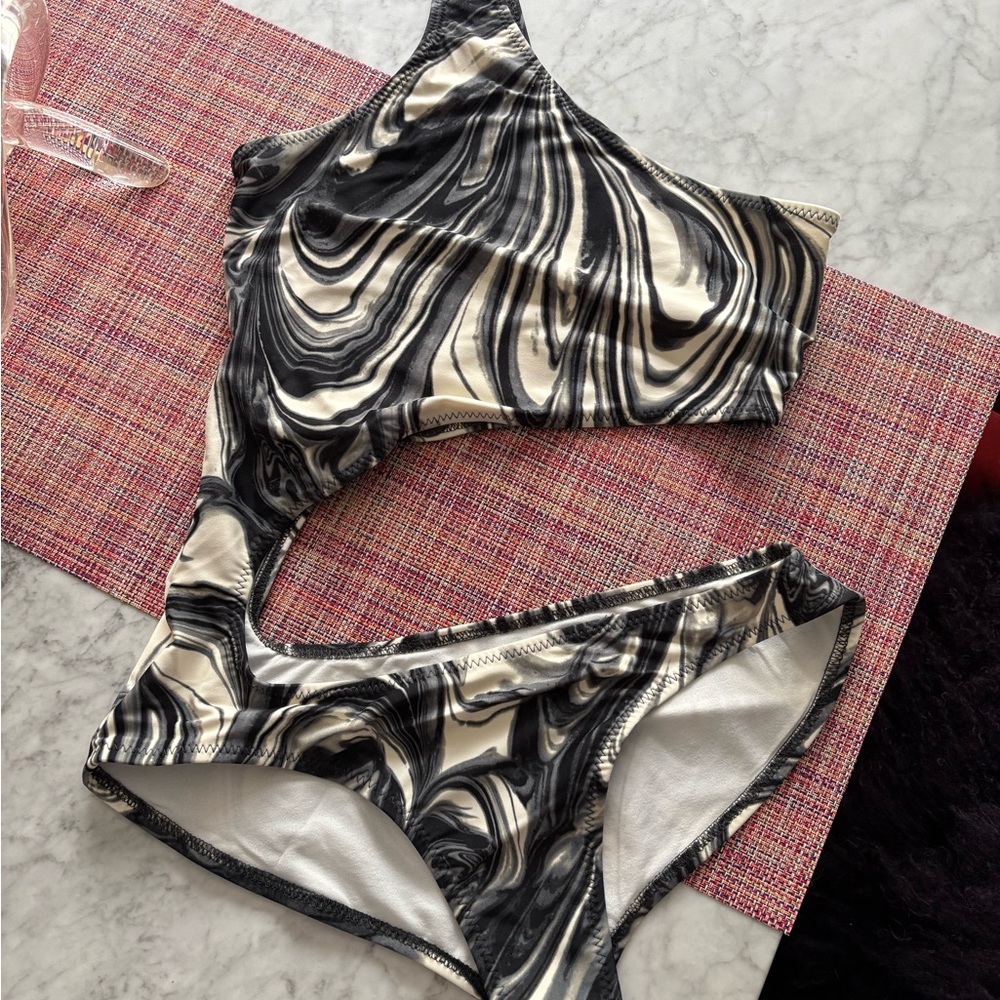 Norma Kamali Marble Swirl Pattern One-Shoulder Swimsuit
